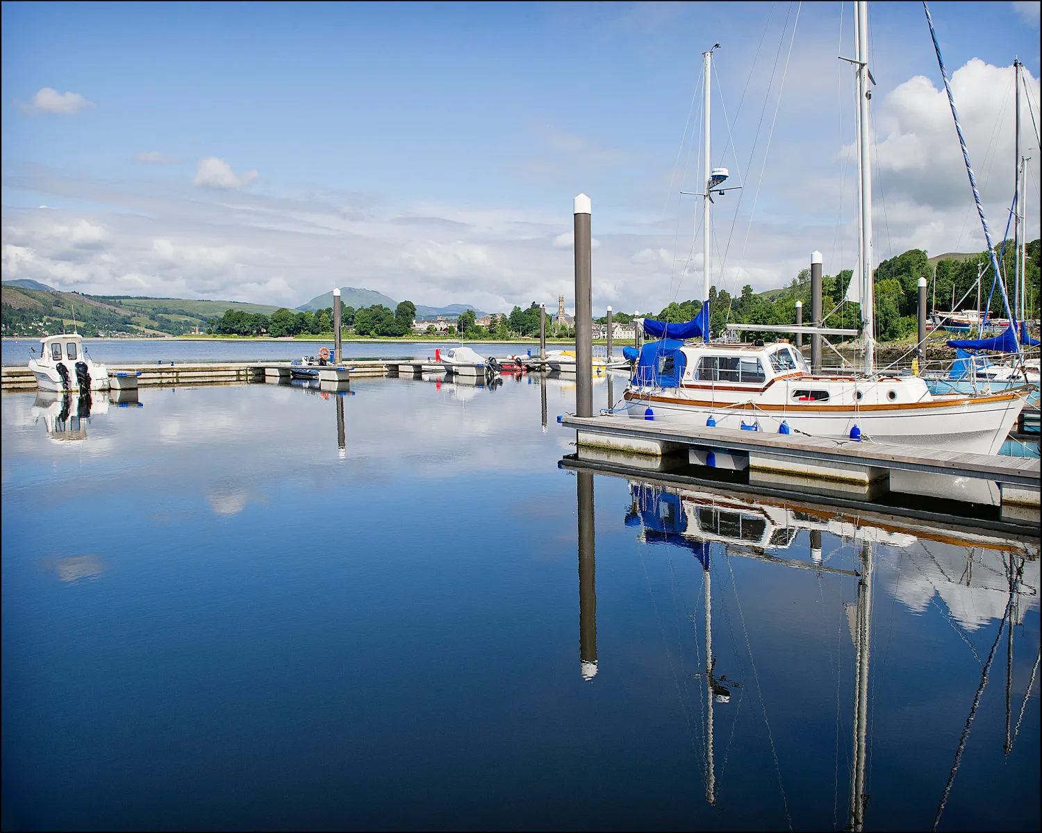 Rhu Marina boats